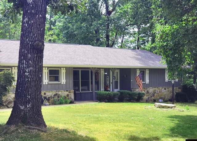 Property at 1704 Eagle Dr, Mountain Home, AR 72653, 2 beds, 2 baths