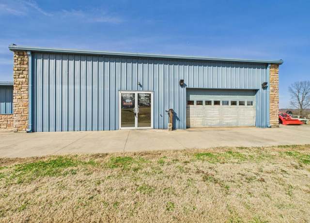 Property at 39 Teal Point Rd, Mountain Home, AR 72653, 2 beds, 2 baths