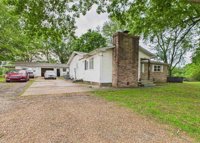 Property at 7056 Hwy 62 West, Gassville, AR 72635, 3 beds, 1.5 baths