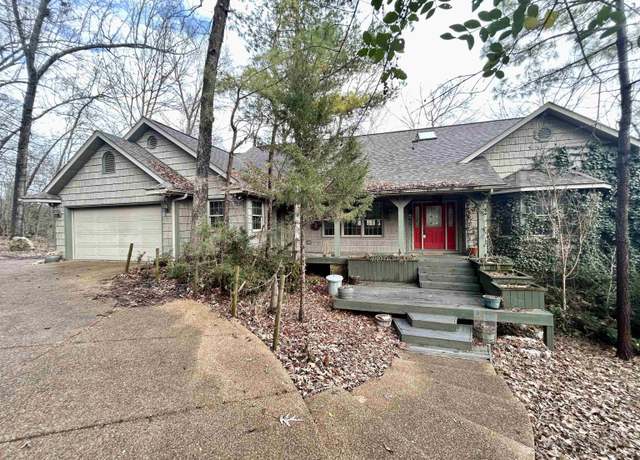 Property at 3338 Old Military Rd, Mountain Home, AR 72653, 2 beds, 2 baths