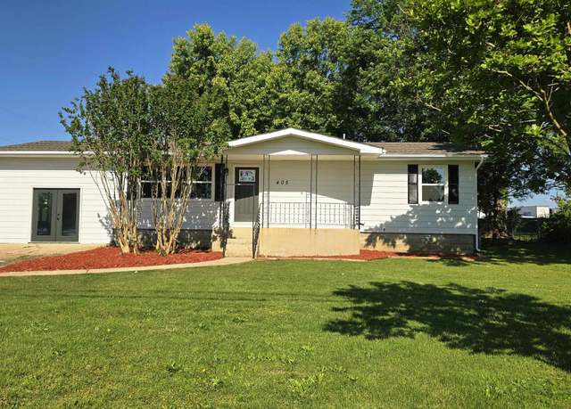 Property at 405 Lincoln St, Gassville, AR 72635, 4 beds, 2 baths