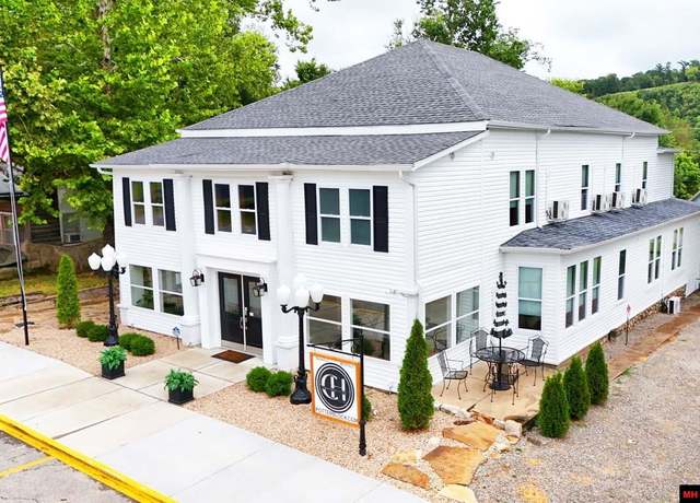 Property at 110 Mclean Ave, Cotter, AR 72626, 7 beds, 8 baths