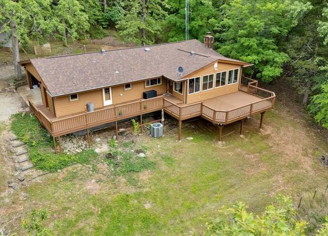 Property at 640 Mc 121 Rd, Oakland, AR 72661, 2 beds, 2.5 baths