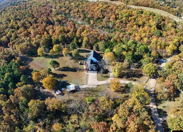 Property at 180 Oak Tree Ter, Mountain Home, AR 72653, 4 beds, 4 baths