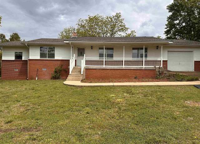 Property at 217 School St, Gassville, AR 72635, 3 beds, 1.5 baths