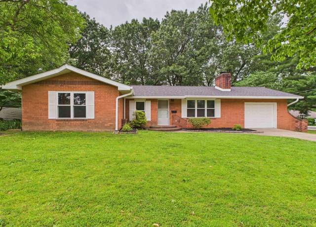 Property at 1104 Ramble Ln, Mountain Home, AR 72653, 3 beds, 2 baths