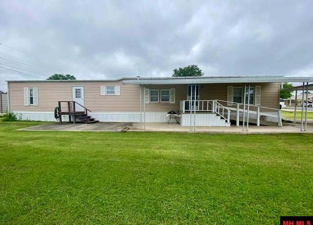 Property at 117 Wehmeyer Loop, Mountain Home, AR 72653, 2 beds, 1.5 baths