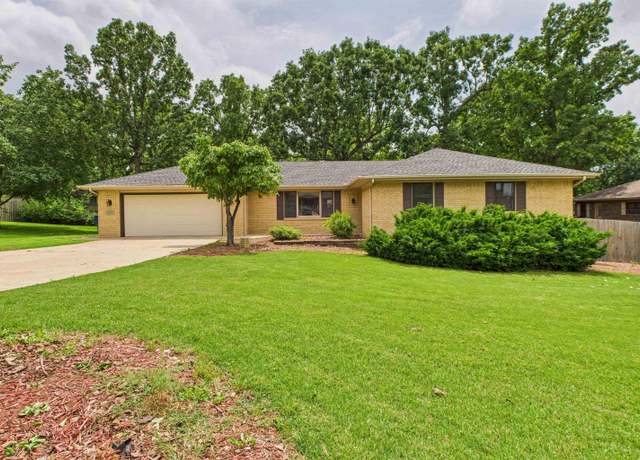 Property at 310 Leatherwood Cir, Mountain Home, AR 72653, 3 beds, 2.5 baths