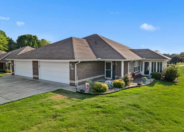 Property at 1556 Meadowhill Dr, Mountain Home, AR 72653, 3 beds, 2 baths