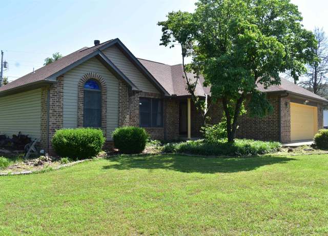 Property at 3128 Hillside Cir, Mountain Home, AR 72653, 3 beds, 2.5 baths