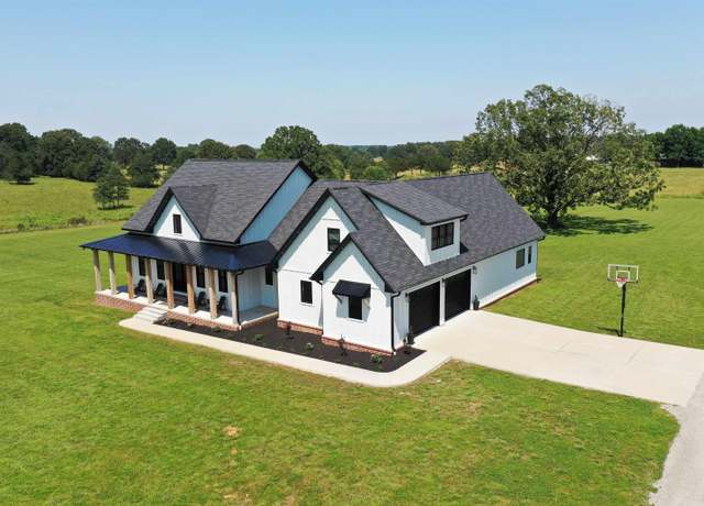 Property at 4241 Hwy 5 North, Mountain Home, AR 72653, 4 beds, 2.5 baths