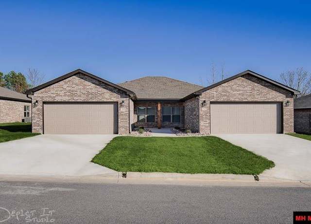 Property at 360 Turnberry Ct, Mountain Home, AR 72653, 3 beds, 2 baths