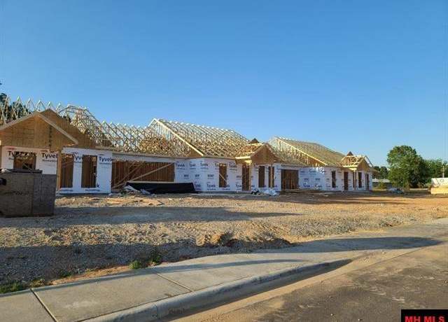 Property at 2003 Silver Bay Ct, Mountain Home, AR 72653, 3 beds, 2 baths