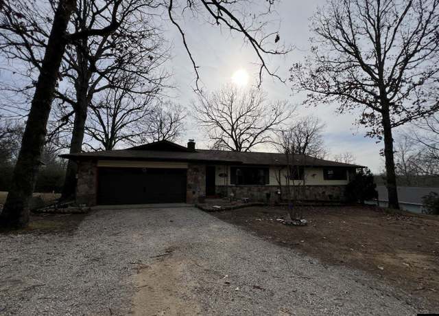 Property at 69 Excaliber Pl, Mountain Home, AR 72653, 2 beds, 2.5 baths
