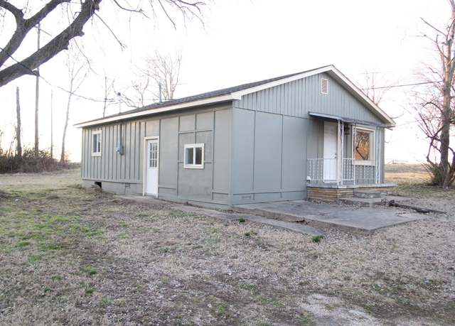 Property at 159 Monroe St, Cotter, AR 72626, 2 beds, 1 bath