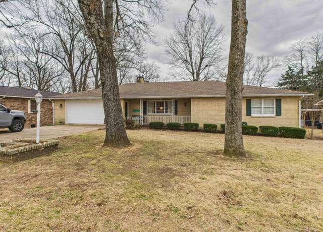 Property at 809 Arkansas Ave, Mountain Home, AR 72653, 3 beds, 1.5 baths