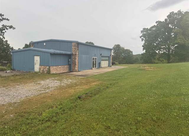 Property at 39 Teal Point Rd, Mountain Home, AR 72653, 2 beds, 2 baths