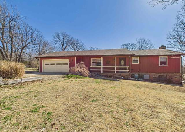 Property at 172 Clements Dr, Mountain Home, AR 72653, 4 beds, 3 baths