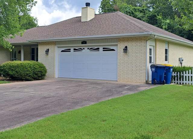 Property at 1501 Gregg Rd, Mountain Home, AR 72653, 3 beds, 2 baths
