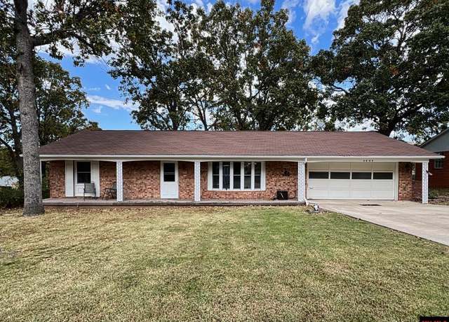 Property at 2005 Deer Path, Mountain Home, AR 72653, 2 beds, 1 bath