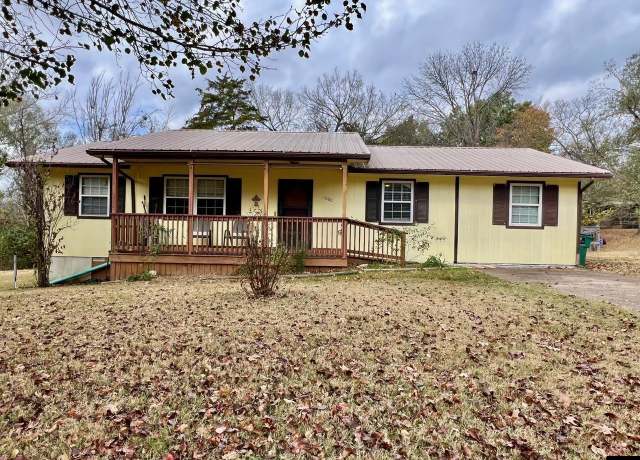 Property at 1000 N Estes Ave, Yellville, AR 72687, 3 beds, 1 bath