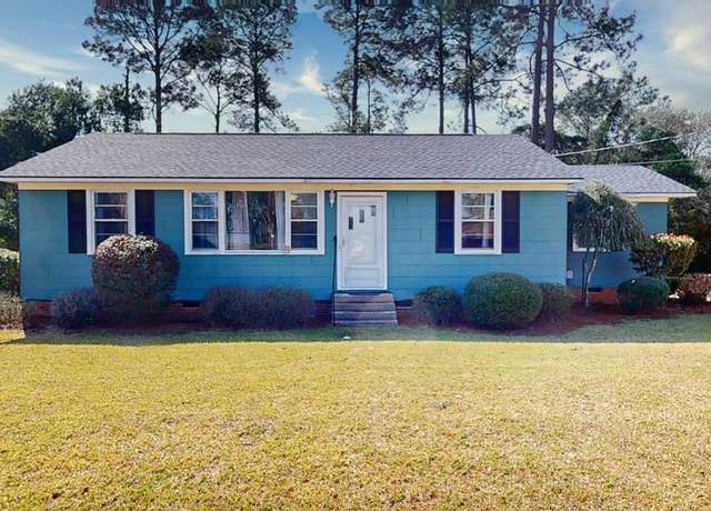 Property at 455 Rosewood Dr, Pelham, GA 31779, 3 beds, 2 baths