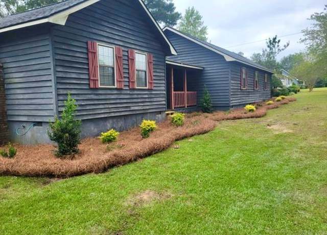 Property at 526 Tallokas Trl, Moultrie, GA 31788, 3 beds, 3 baths