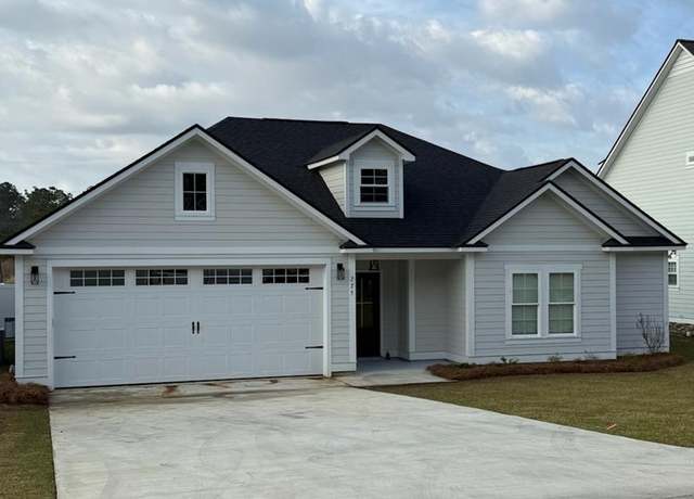 Property at 225 Palm Island Dr, Thomasville, GA 31757, 3 beds, 2 baths