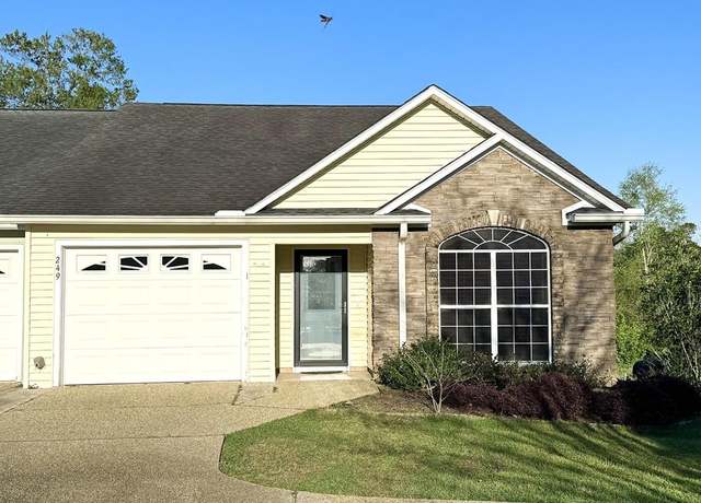 Property at 249 Huntington Pointe Dr, Thomasville, GA 31757, 2 beds, 2 baths