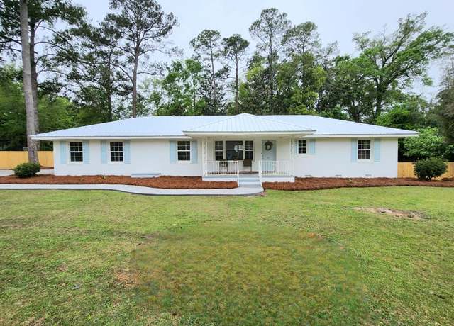 Property at 201 Palm Ave, Thomasville, GA 31792, 3 beds, 3 baths