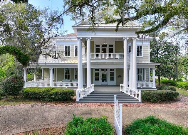 Property at 502 S Broad St, Thomasville, GA 31792, 5 beds, 5 baths