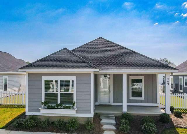 Property at 209 Jamestowne Way, Thomasville, GA 31757, 3 beds, 2 baths