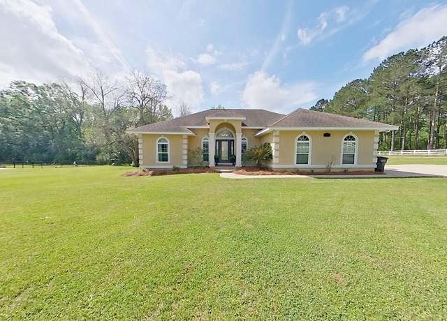 Property at 102 SE Mimosa Dr, Cairo, GA 39828, 3 beds, 2 baths