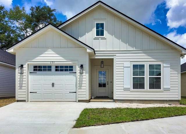 Property at 171 Timber Ridge Dr, Thomasville, GA 31757, 3 beds, 2 baths