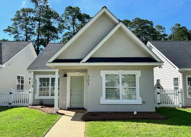 Property at 303 Summercreek Cv, Thomasville, GA 31792, 3 beds, 2 baths