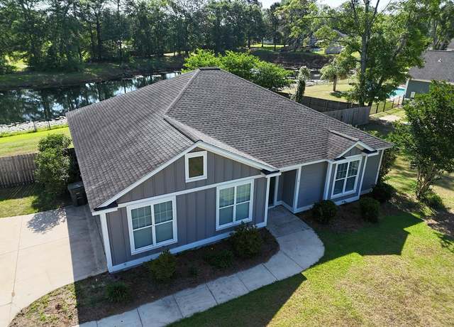 Property at 204 Stirrup Ln, Thomasville, GA 31757, 3 beds, 2 baths