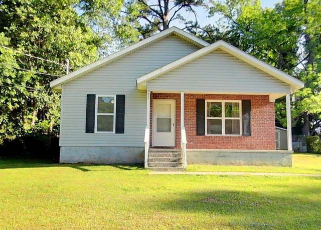 Property at 209 Henderson St, Thomasville, GA 31792, 3 beds, 2 baths