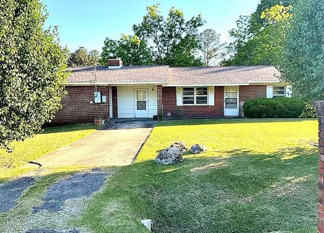 Property at 786 SW Madison Ln, Cairo, GA 39828, 4 beds, 2 baths