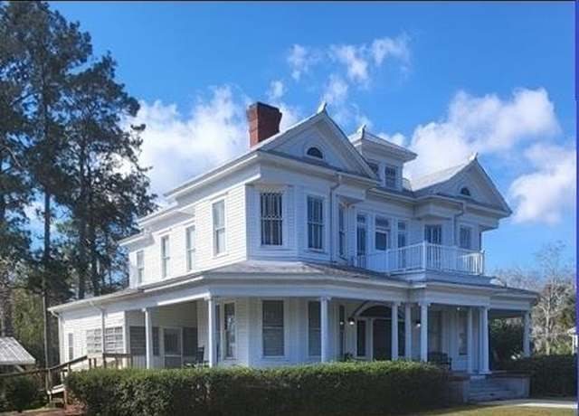 Property at 506 W 506 West Screven St, Quitman, GA 31643, 4 beds, 3.5 baths