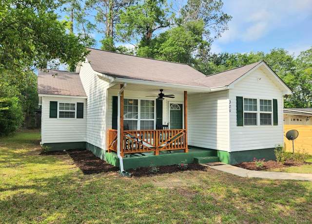 Property at 309 Allen St, Thomasville, GA 31792, 3 beds, 2 baths
