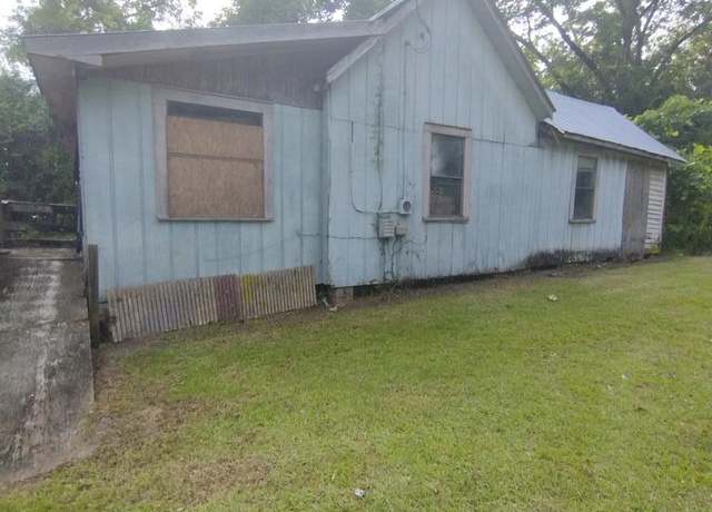 Property at 544 W Clay St, Thomasville, GA 31792, 2 beds, 1 bath