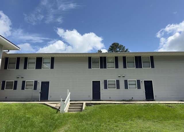 Property at 1197 Jo Ree St, Valdosta, GA 31601, 16 beds, 12 baths