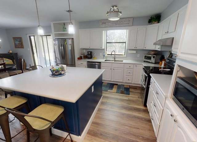 Property at 608 S Main St, Boston, GA 31626, 3 beds, 2 baths