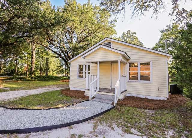Property at 101 Hambleton St, Thomasville, GA 31792, 2 beds, 1 bath
