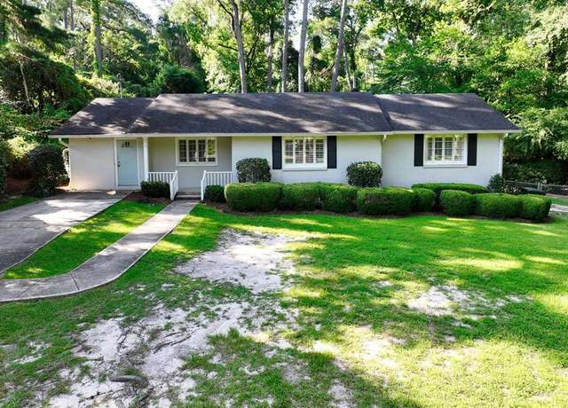 Property at 308 Fontaine Dr, Thomasville, GA 31792, 3 beds, 2 baths