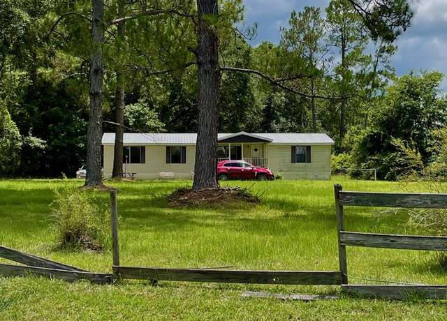 Property at 2916 Lower Boston Rd, Thomasville, GA 31757, 3 beds, 2 baths