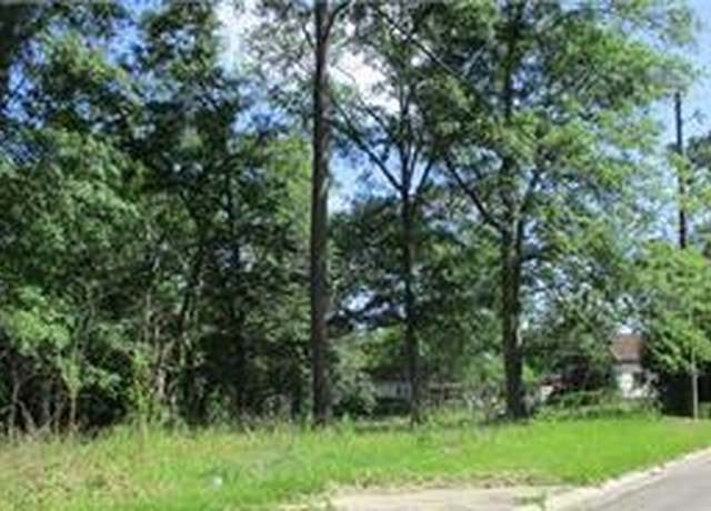 Property at 1101 N Crawford St, Thomasville, GA 31792