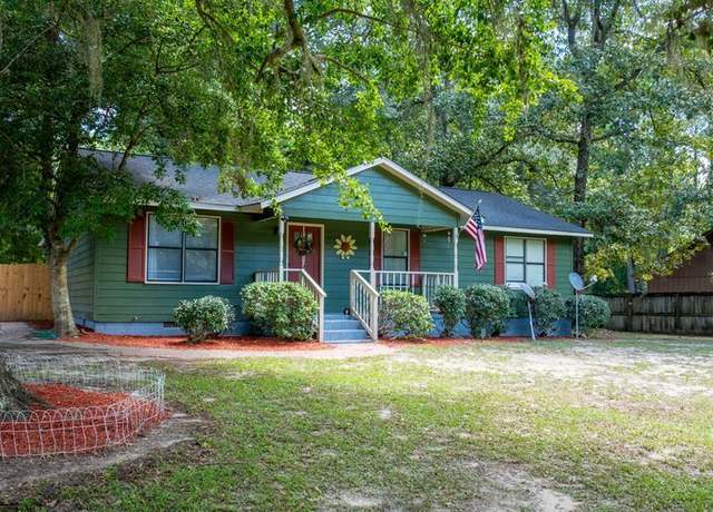 Property at 309 Point Rd, Thomasville, GA 31757, 3 beds, 2 baths