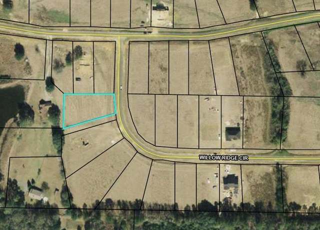Property at 169 Willow Ridge Cir, Thomasville, GA 31757