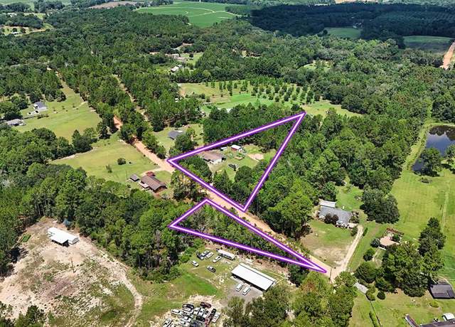 Property at 182 Mcginty Rd, Moultrie, GA 31768, 4 beds, 2 baths